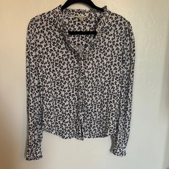 Boden Monochrome Floral Top - Picture 2 of 4